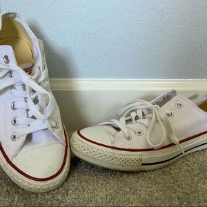 Women’s Low Top Converse.